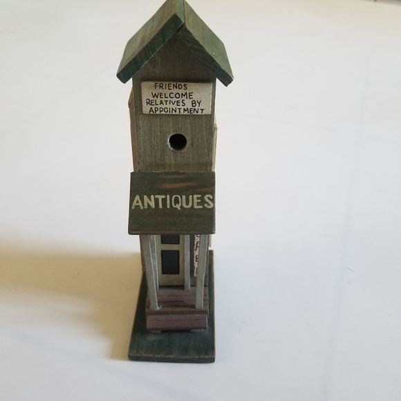 Other - 💚Antiques tiny store house
